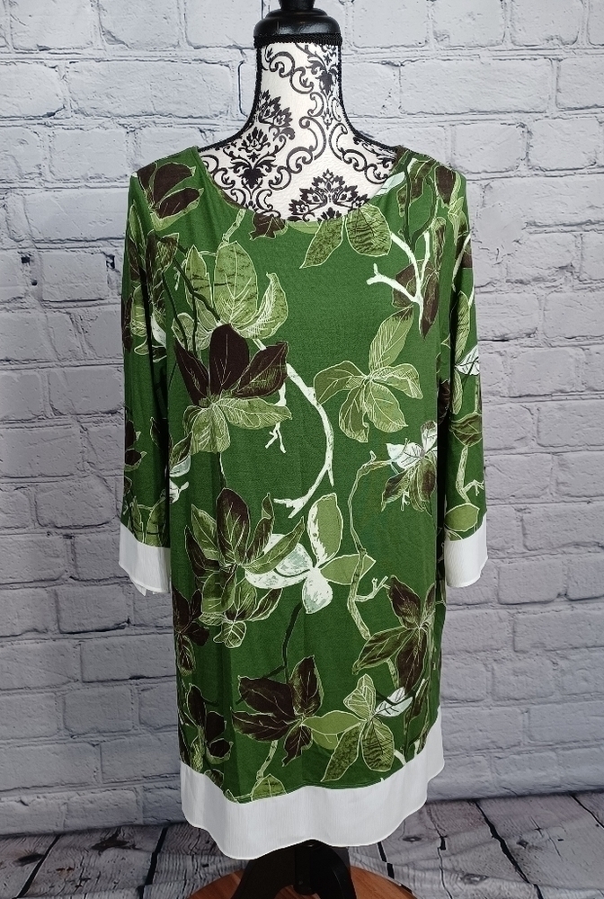 M & S Collection women's 3/4 sleeves stretch knit floral print top size 14 b26